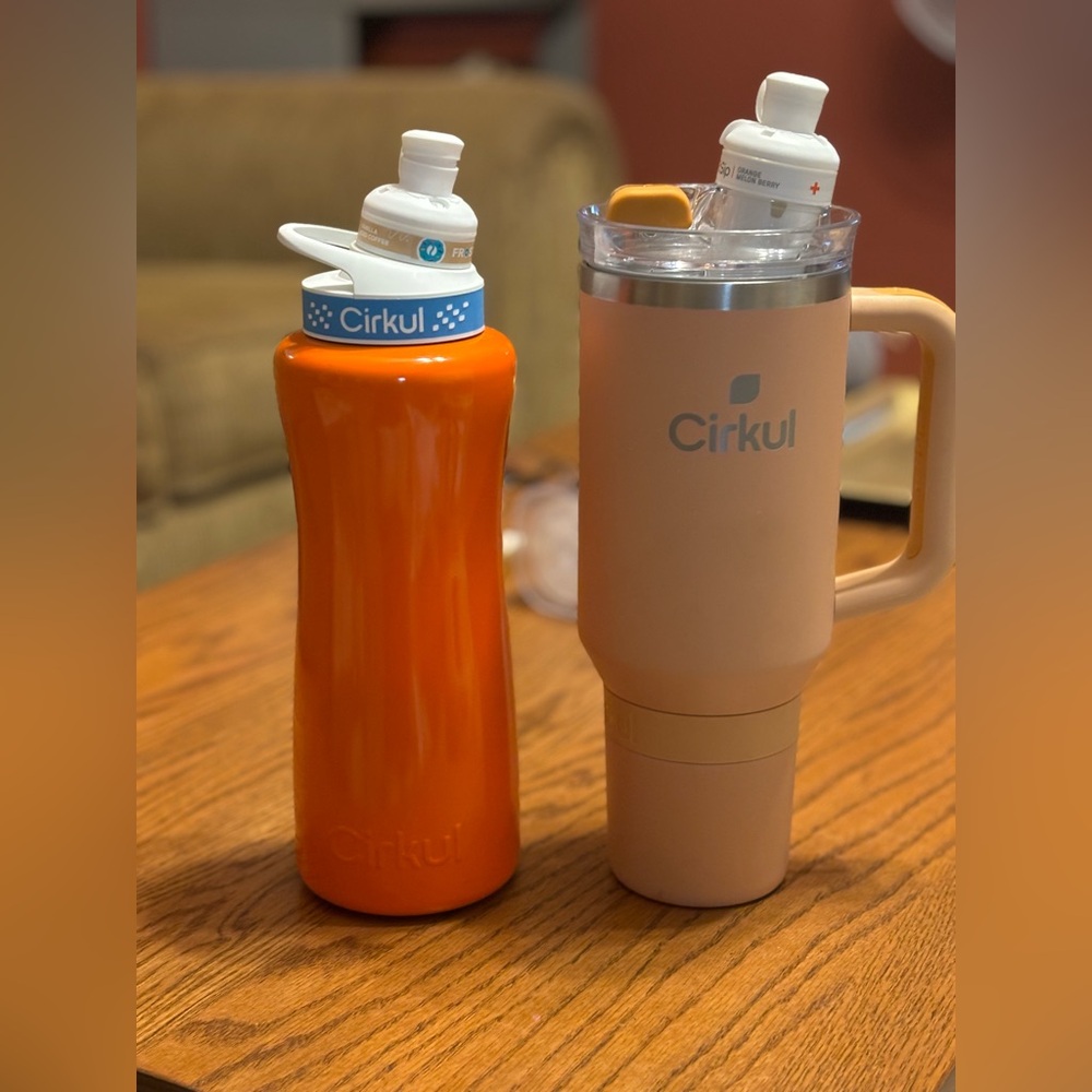 Cirkul  40 oz. All day straw sup tumbler and 30oz. Water bottle